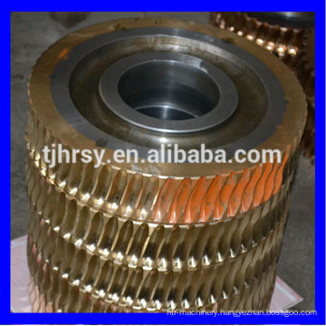 Large worm gear and worm shaft